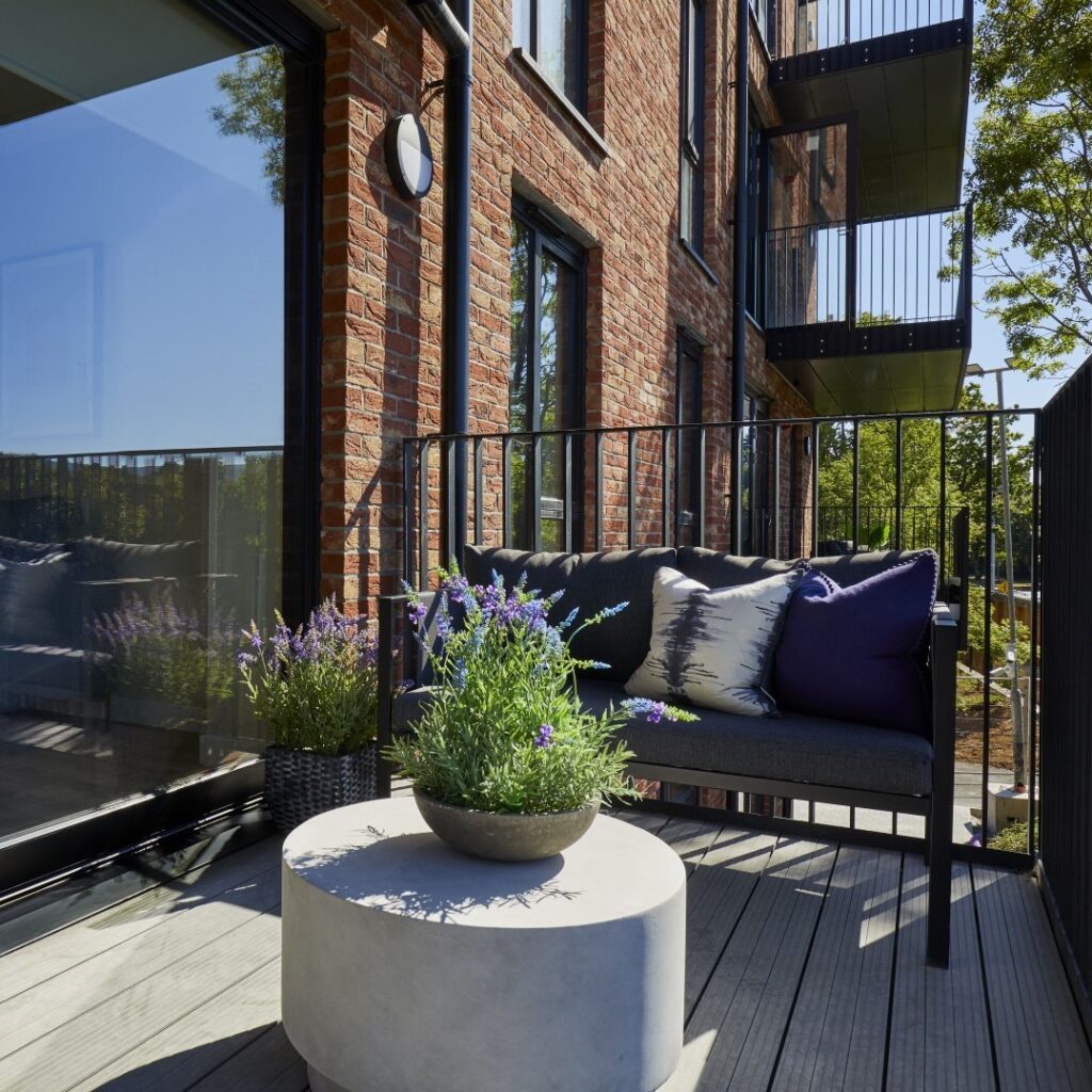 Rent Apartments & Duplexes in Knocklyn, Dublin 16 Two Oaks